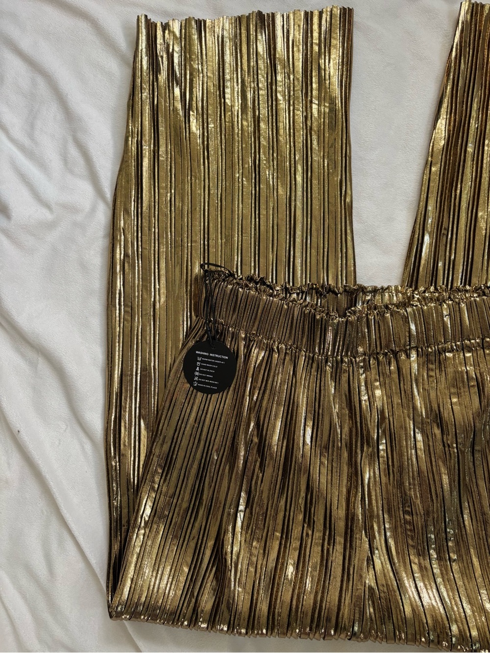 Metallic Gold Pleated High Waist Wide-Leg Palazzo Pants - Picture 5 of 5